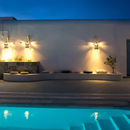 Mouras Aparthotel 4*