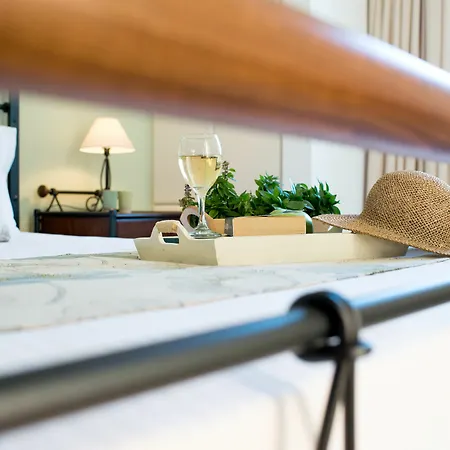 Mouras 4* Livadi (Astypalaia)