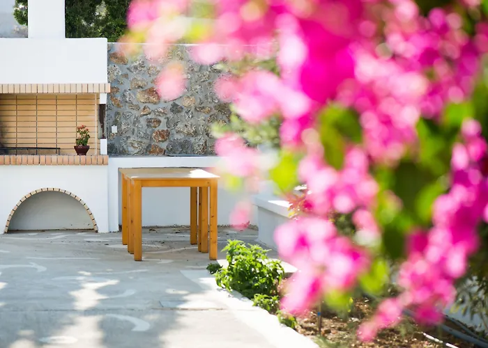 Mouras ليفاذيا أستيبالياس