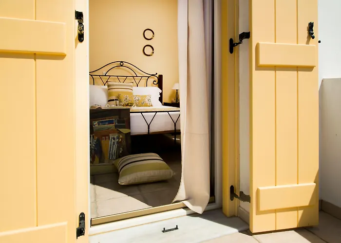 Mouras 4* ليفاذيا أستيبالياس