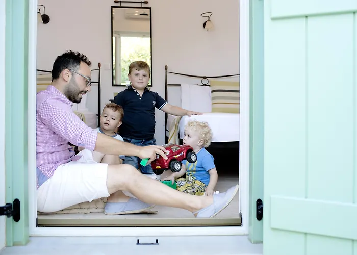 Mouras 4* ليفاذيا أستيبالياس